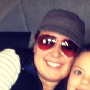 Meet your Posher, Alyssa